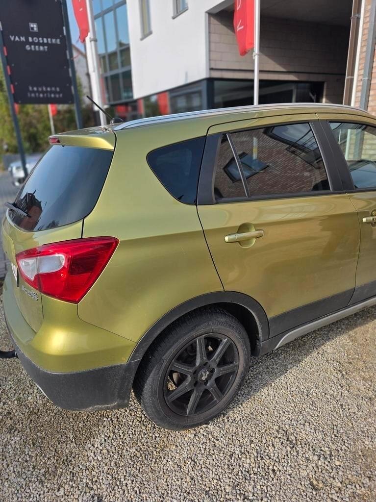 Suzuki SX4