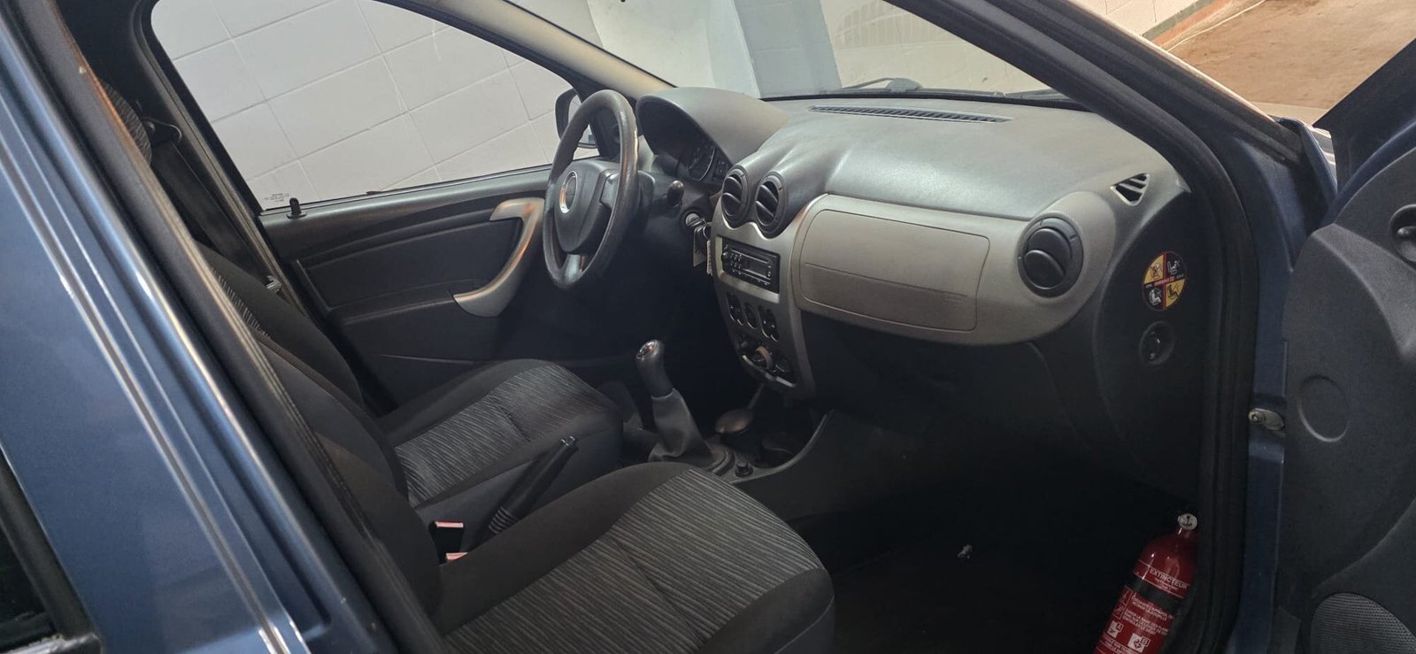 Dacia Logan 1.5dci 2011, 193000KM Climatisation