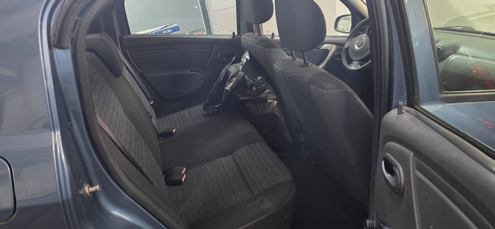 Dacia Logan 1.5dci 2011, 193000KM Climatisation