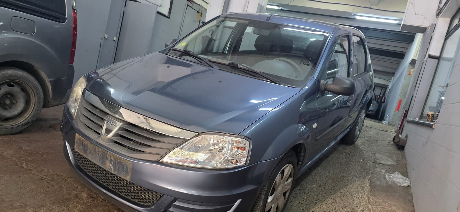 Dacia Logan 1.5dci 2011, 193000KM Climatisation